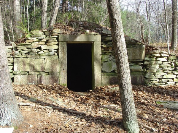 Thompson CT Stone Arch Root Cellar